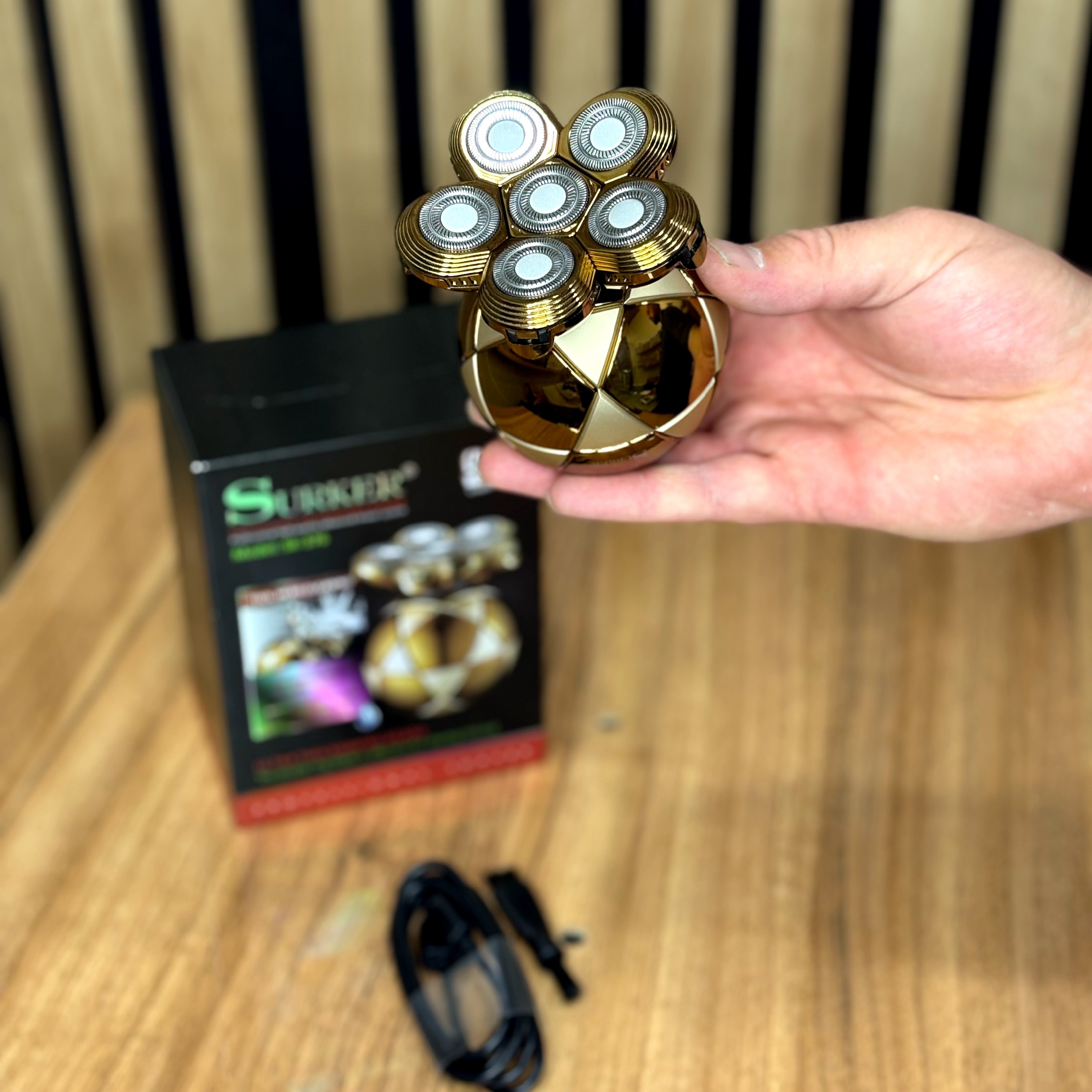 ریش تراش صورت شش تیغ سورکر مدل SK-376 درجه یک