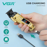 ماشین اصلاح وی جی آر مدل VGR V-274 با تیغه تیتانیوم و نمایشگر LED درجه یک