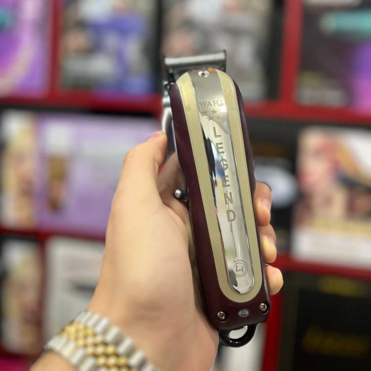 ماشین اصلاح وال لجند ساخت کشور آمریکا روی تیغه USA و WAHL حک شده درجه یک