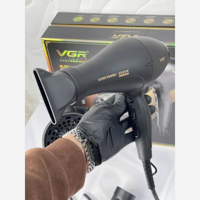 سشوار حرفه ای وی جی آر مدل VGR V-406D