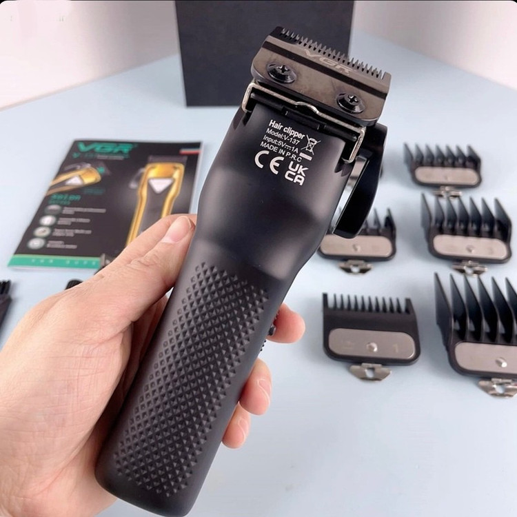 ماشین اصلاح وی جی ار مدل vgr v 137 بسیار پر قدرت و با کیفیت و